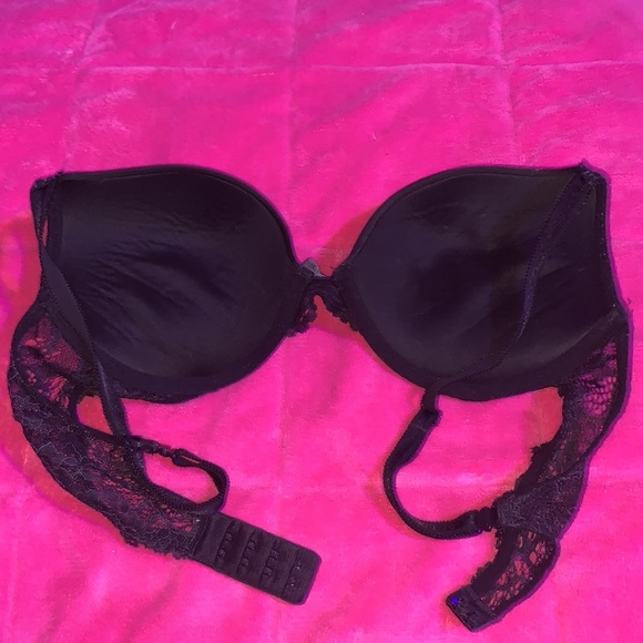 Victorias Secret Black Lace Push Up Bra - Picture 2 of 9